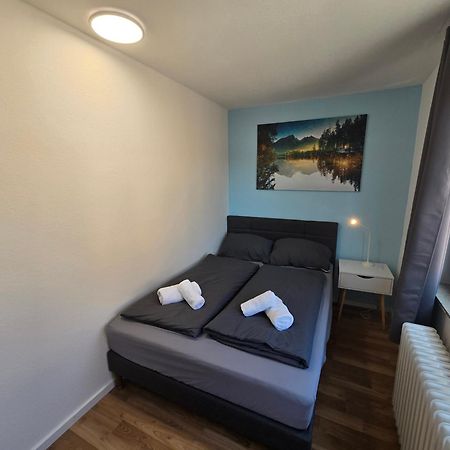 Unter Den Daechern Grillen In Bester Lage Innenstadt Stellplatz Heilbronn Exterior photo